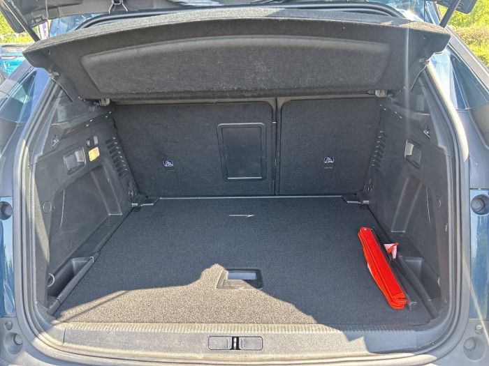 Peugeot 3008 BlueHDi 130ch S&S EAT8 Allure Pack