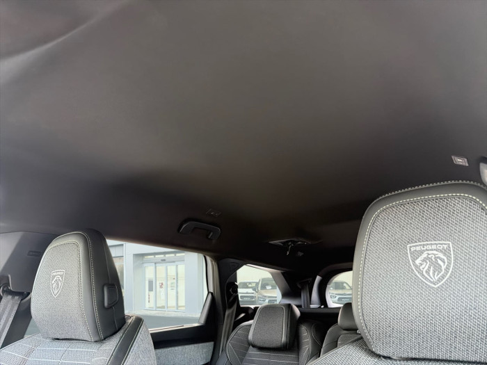Peugeot 5008 Hybrid 136 e-DCS6 GT