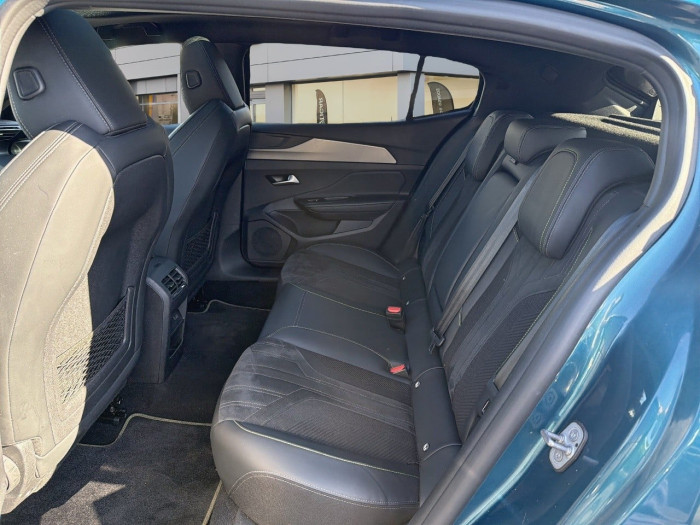 Peugeot 408 PureTech 130 ch S&S EAT8 GT