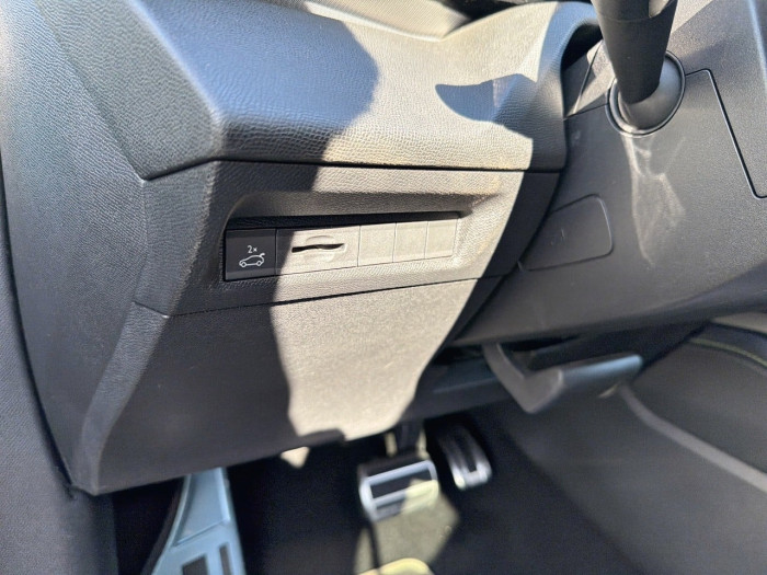 Peugeot 408 PureTech 130 ch S&S EAT8 GT