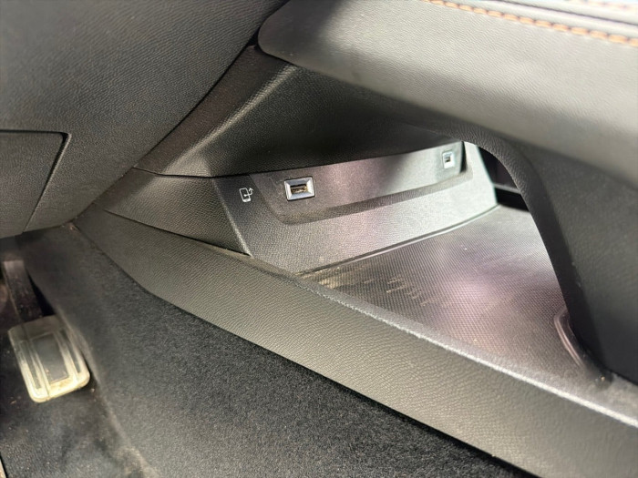 Peugeot 508 SW Hybrid 225 e-EAT8 GT