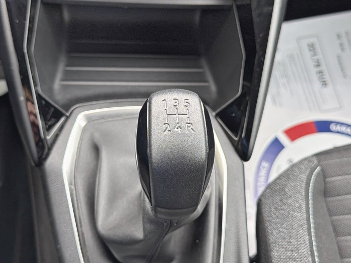 Peugeot 208 PureTech 75 S&S BVM5 Style