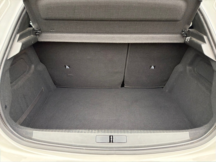 Peugeot 208 PureTech 75 S&S BVM5 Style