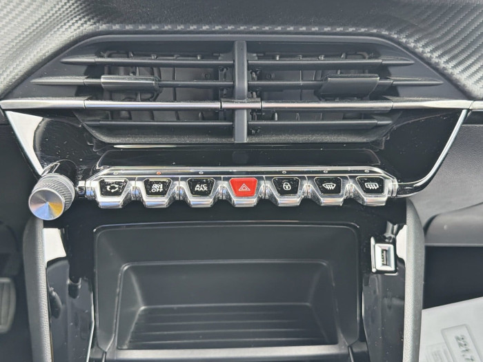 Peugeot 208 PureTech 75 S&S BVM5 Style