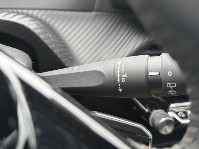 Peugeot 208 PureTech 75 S&S BVM5 Style