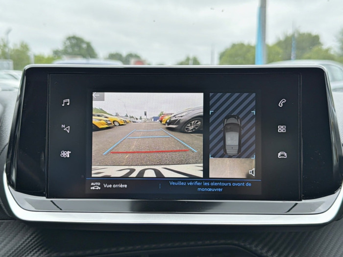 Peugeot 208 PureTech 75 S&S BVM5 Style