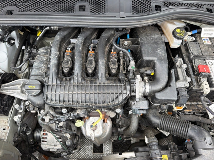 Peugeot 208 PureTech 75 S&S BVM5 Style