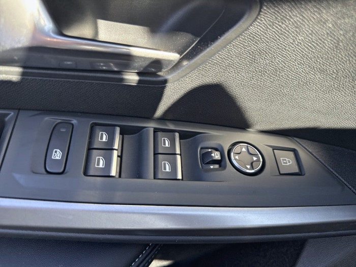 Peugeot 3008 Hybrid 136 e-DCS6 GT
