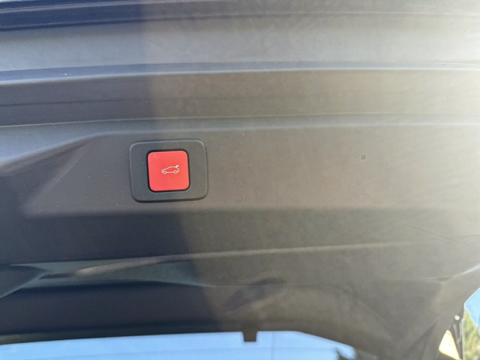 Peugeot 3008 Hybrid 136 e-DCS6 GT