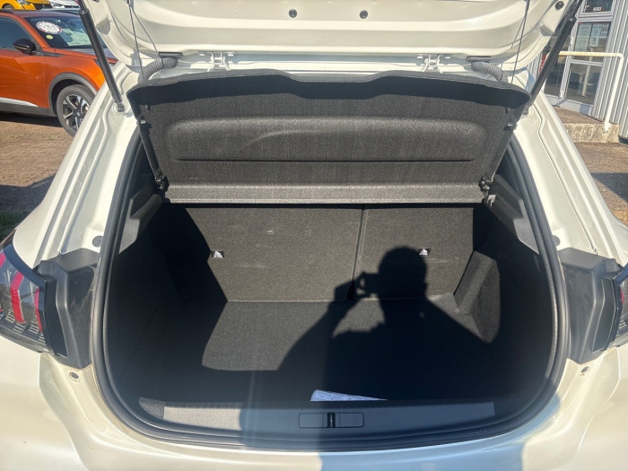 Peugeot 208 Nouvelle Hybrid 110 ch e-DCS6 Allure