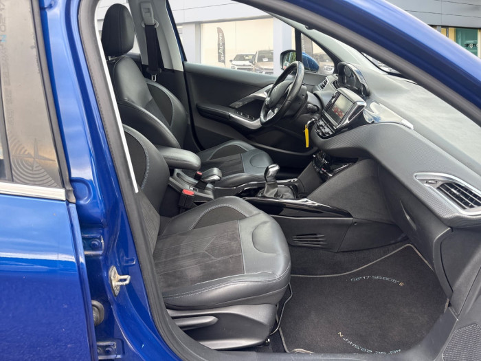 Peugeot 2008 BlueHDi 100ch S&S BVM5 Crossway