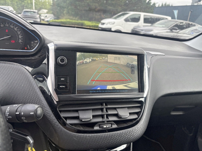 Peugeot 2008 BlueHDi 100ch S&S BVM5 Crossway