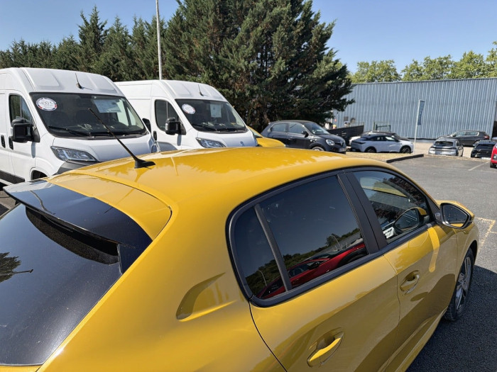 Peugeot 208 PureTech 100 S&S BVM6 Style