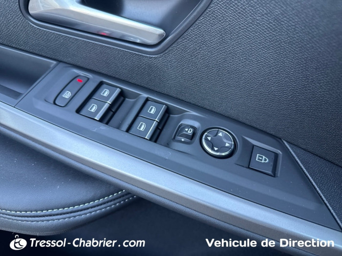 Peugeot 3008 Nouveau Hybrid 145 e-DCS6 GT