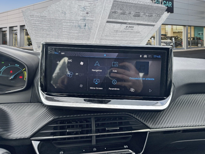 Peugeot 208 Hybrid 110 ch e-DCS6 Style