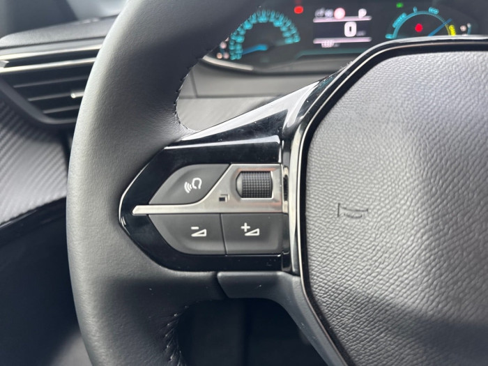Peugeot 208 Hybrid 110 ch e-DCS6 Style