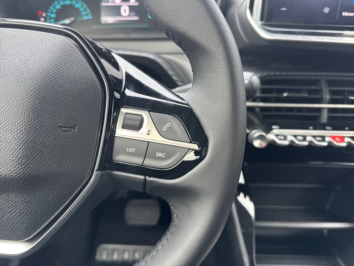 Peugeot 208 Hybrid 110 ch e-DCS6 Style