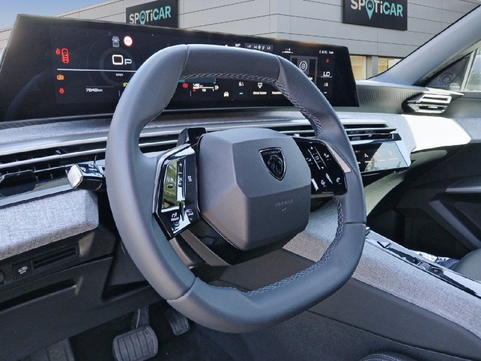 Peugeot 5008 Hybrid 145 ch e-DCS6 Allure
