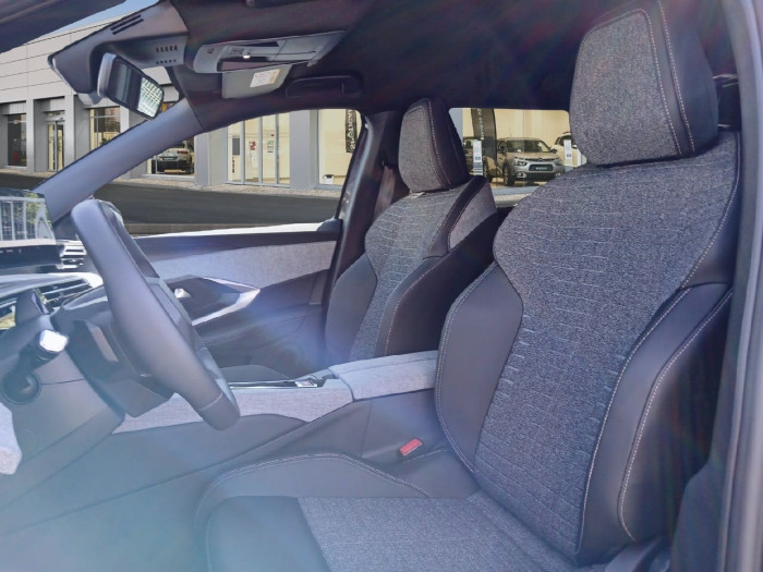 Peugeot 5008 Hybrid 145 ch e-DCS6 Allure