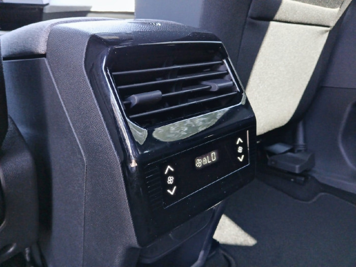 Peugeot 5008 Hybrid 145 ch e-DCS6 Allure