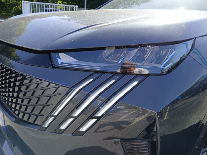 Peugeot 5008 Hybrid 145 ch e-DCS6 Allure