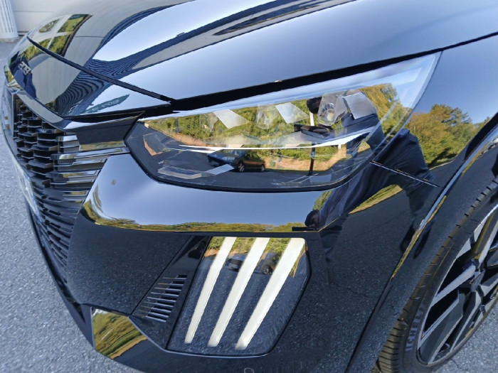 Peugeot 208 Hybrid 145 ch e-DCS6 GT