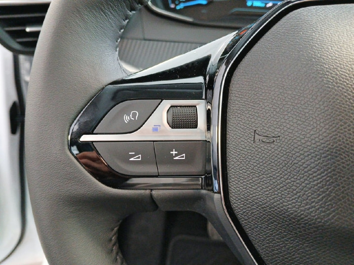 Peugeot 208 ELECTRIQUE 50 kWh 136ch Active