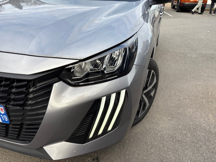 Peugeot 208 ELECTRIQUE 136 ch 50 kWh Style