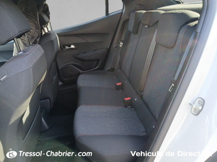 Peugeot 2008 Nouveau Hybrid 145 e-DCS6 Style