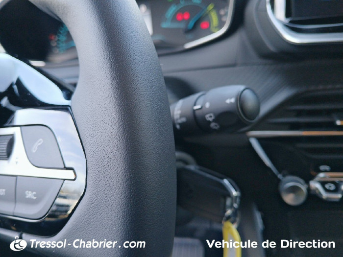 Peugeot 2008 Nouveau Hybrid 145 e-DCS6 Style