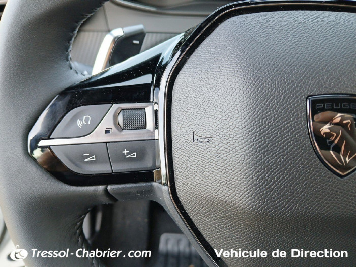 Peugeot 2008 Nouveau Hybrid 145 e-DCS6 Style