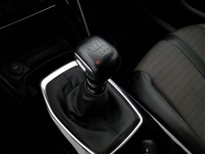Peugeot 208 PureTech 100 S&S BVM6 Allure