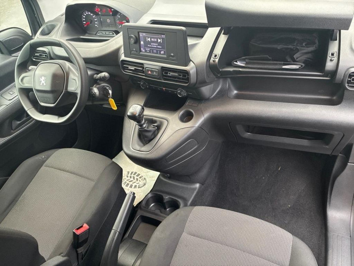Peugeot PARTNER FOURGON M 950 KG BLUEHDI 130 S&S BVM6