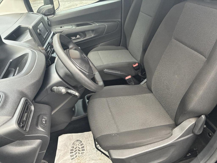 Peugeot PARTNER FOURGON M 950 KG BLUEHDI 130 S&S BVM6