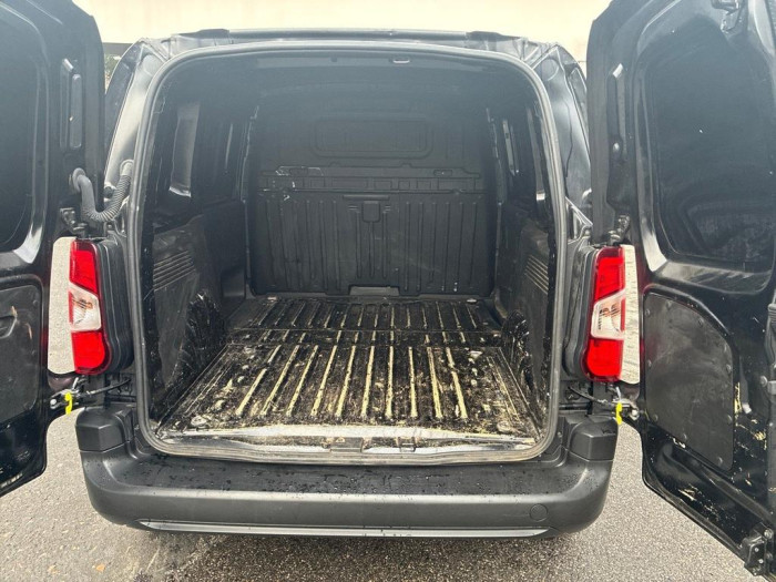 Peugeot PARTNER FOURGON M 950 KG BLUEHDI 130 S&S BVM6