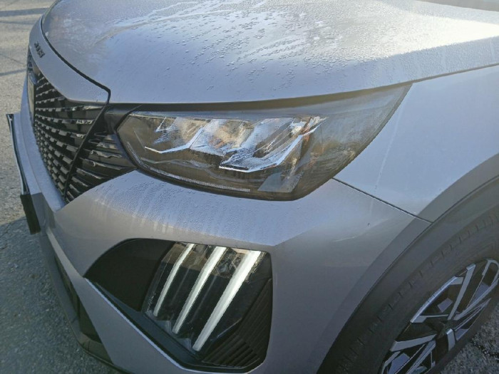 Peugeot 2008 Nouveau Hybrid 145 e-DCS6 Style