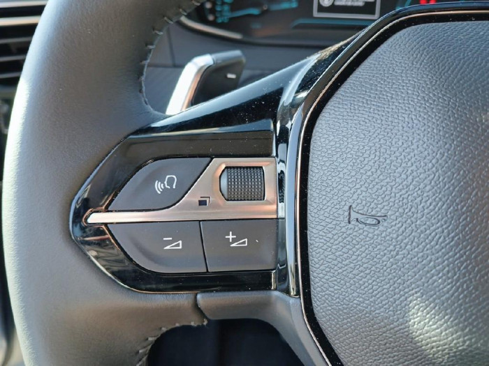 Peugeot 208 Nouvelle Hybrid 110 ch e-DCS6 Style