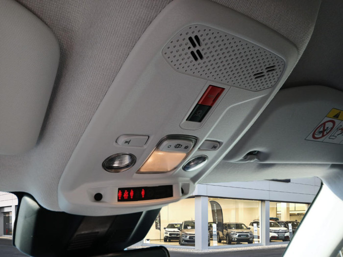 Peugeot 208 Nouvelle Hybrid 110 ch e-DCS6 Style