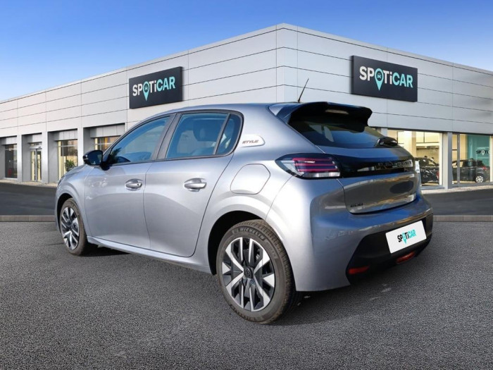 Peugeot 208 Nouvelle Hybrid 110 ch e-DCS6 Style