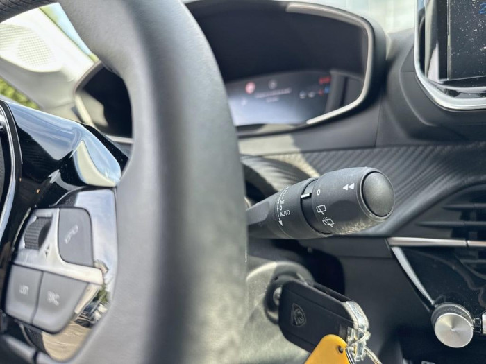 Peugeot 3008 1.2 Puretech 130ch S&S EAT6 Crossway