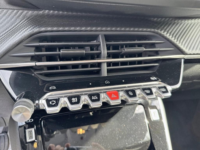 Peugeot 3008 1.2 Puretech 130ch S&S EAT6 Crossway