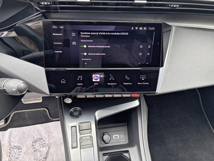 Peugeot 408 PHEV 225 e-EAT8 First Edition