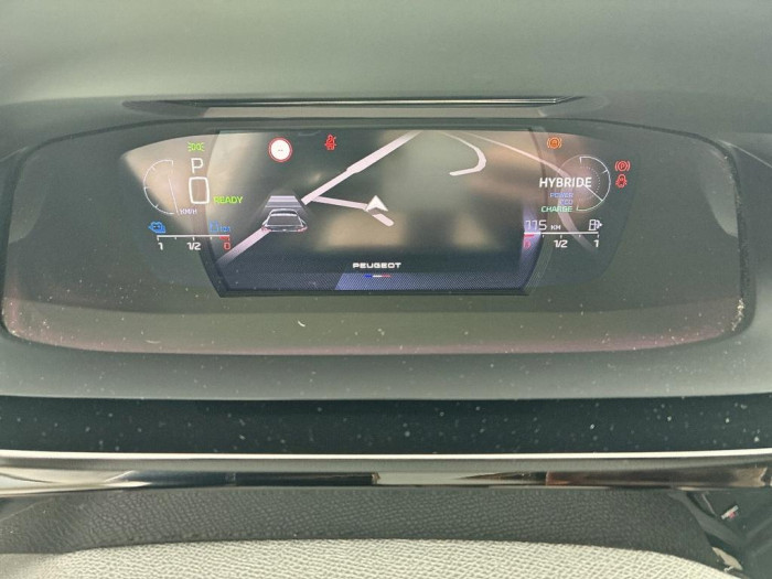 Peugeot 408 PHEV 225 e-EAT8 First Edition