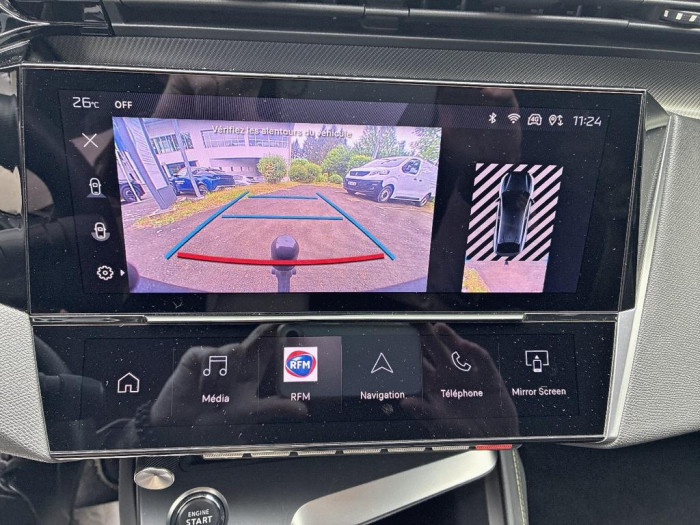 Peugeot 408 PHEV 225 e-EAT8 First Edition