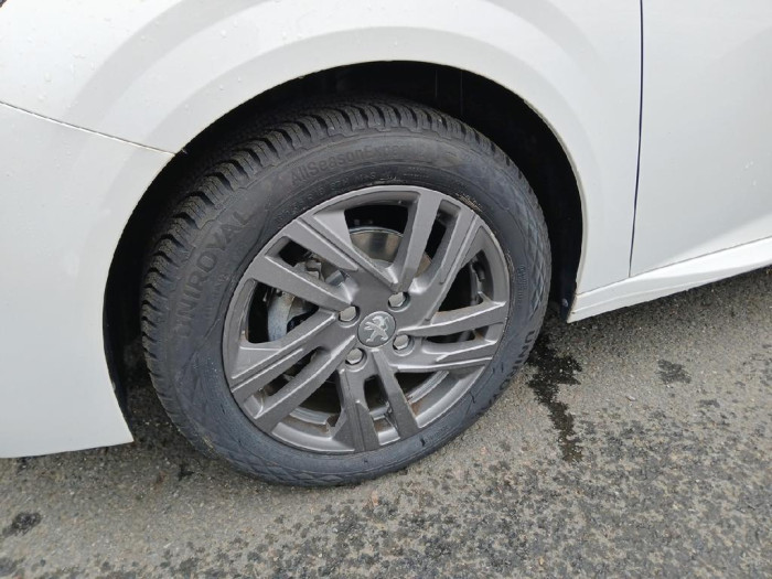 Peugeot 208 PureTech 75 S&S BVM5 Style