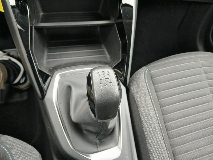 Peugeot 208 PureTech 75 S&S BVM5 Style
