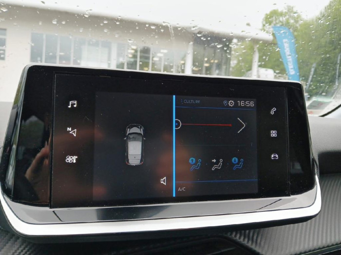 Peugeot 208 PureTech 75 S&S BVM5 Style