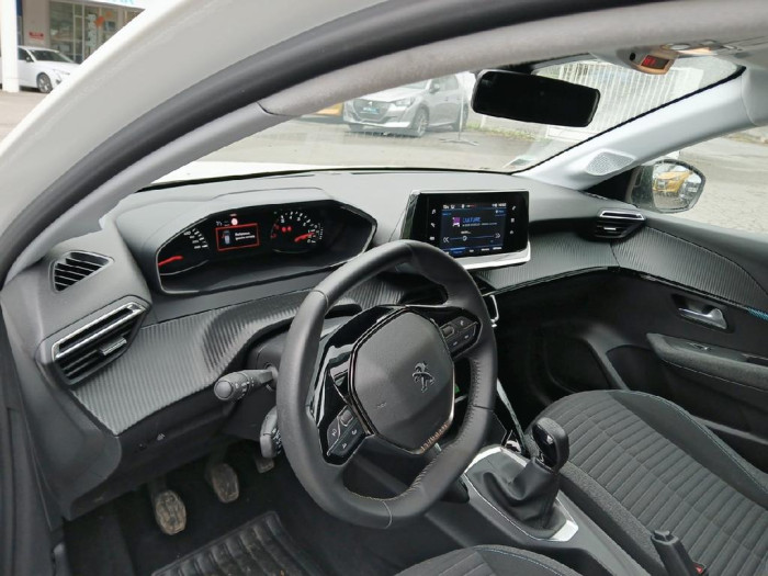 Peugeot 208 PureTech 75 S&S BVM5 Style