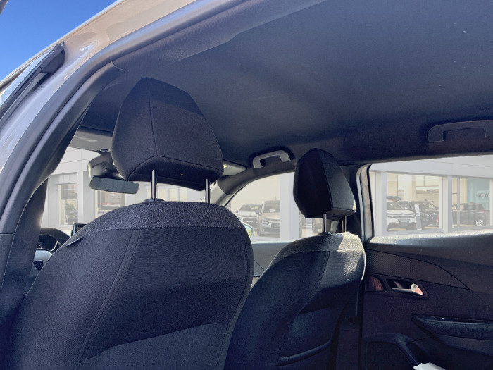 Peugeot 2008 Nouveau Hybrid 145 e-DCS6 Style
