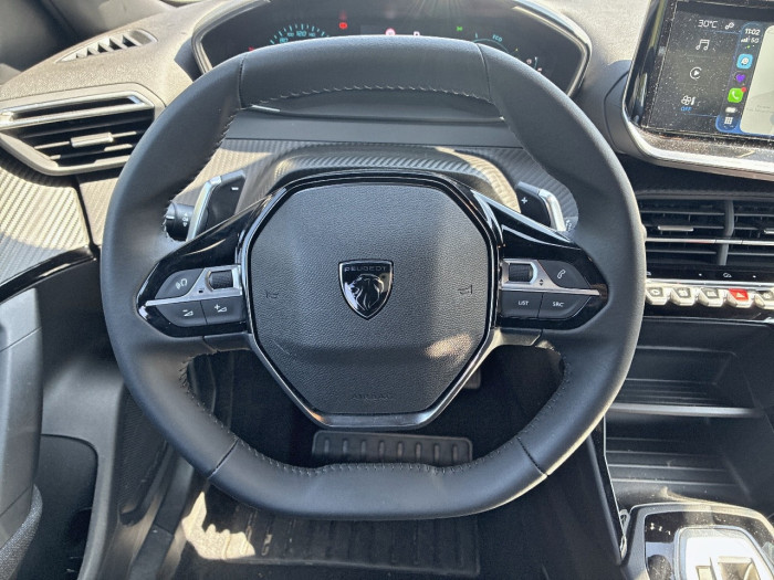 Peugeot 2008 Nouveau Hybrid 145 e-DCS6 Style